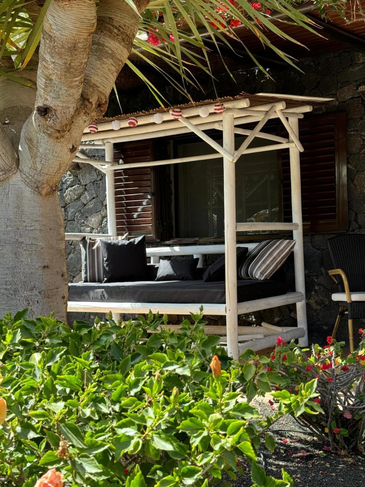 Castillo Lanzarote Villa Bailey - Luxury Villa - Pet Friendly With Heated Pool Ла-Асомада Экстерьер фото